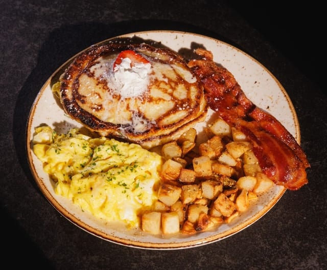 All American Breakfast.